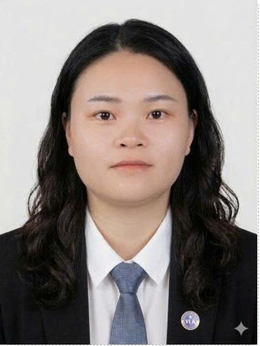 Luật sư, Luật gia Phạm Thị Công Anh Thi - Trưởng VPGD tại ĐắkTô, Quảng Ngãi